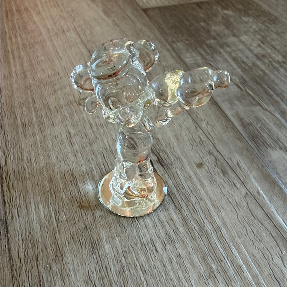 Small Mickey golfing glass figurine